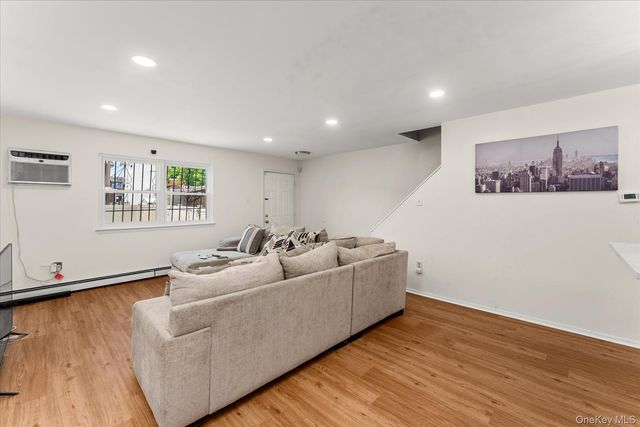 534 Warwick Street, Brooklyn, NY 11207