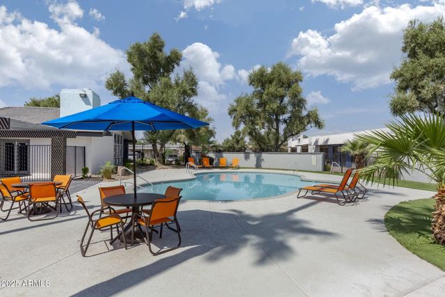 2627 N 45th Avenue 2P, Phoenix, AZ 85035