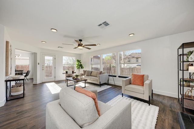 801 Black Isle DR, Pflugerville, TX 78660