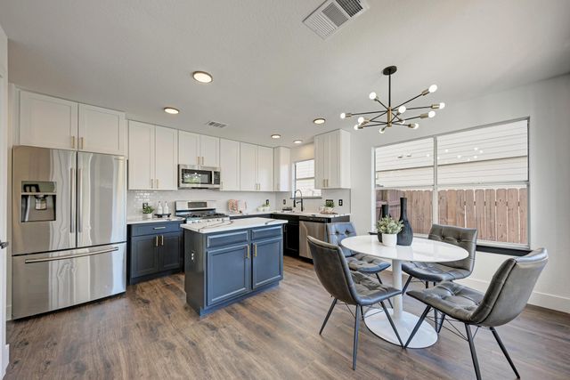 801 Black Isle DR, Pflugerville, TX 78660