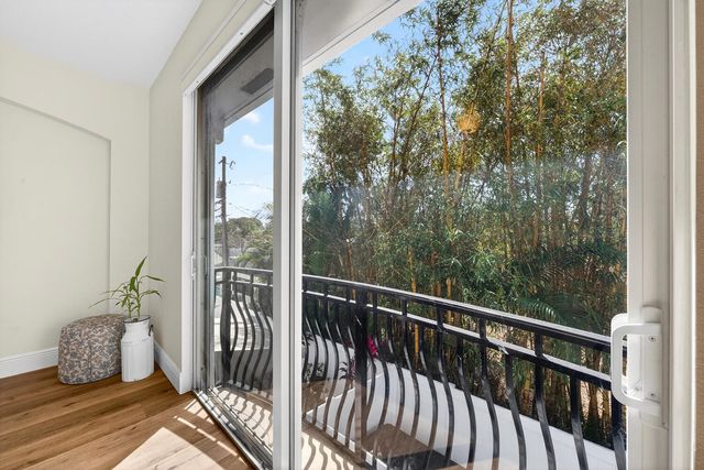 1942 NE 32nd Street, Lighthouse Point, FL 33064