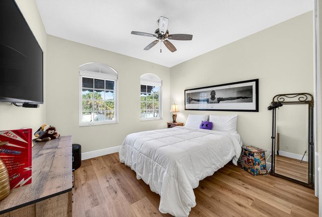 1942 NE 32nd Street, Lighthouse Point, FL 33064