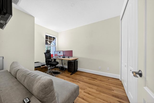 1942 NE 32nd Street, Lighthouse Point, FL 33064