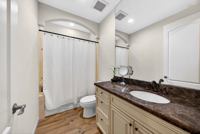 1942 NE 32nd Street, Lighthouse Point, FL 33064