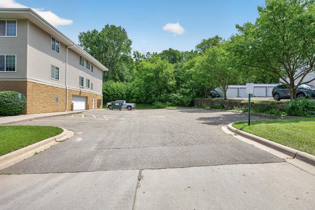 1600 Arundel Street 304, Saint Paul, MN 55117