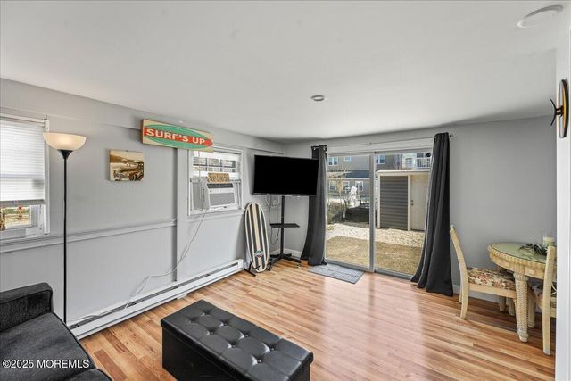 273 N 12th Street, Fl 1, Surf City, NJ 08008