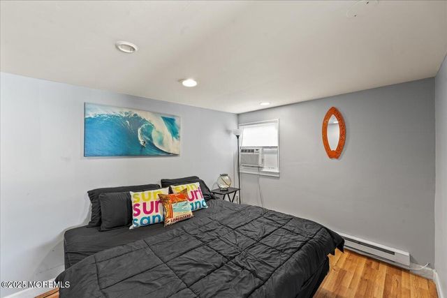 273 N 12th Street, Fl 1, Surf City, NJ 08008