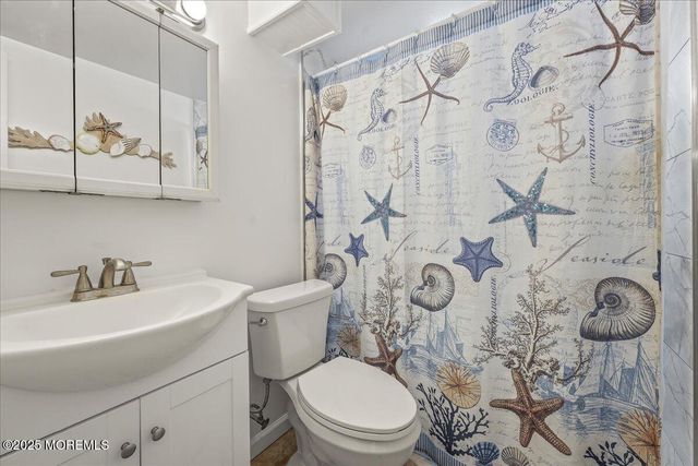 273 N 12th Street, Fl 1, Surf City, NJ 08008