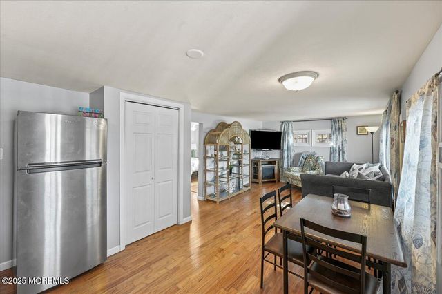 273 N 12th Street, Fl 1, Surf City, NJ 08008