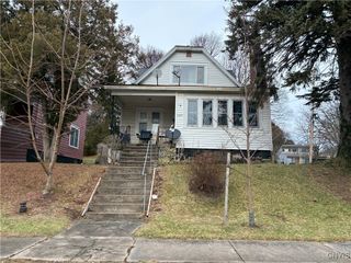 107 Oak Place, Syracuse, NY 13203