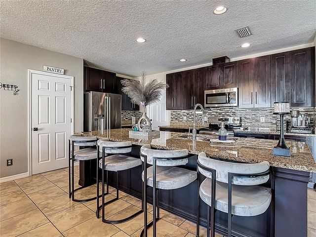 4711 GREYCLIFF PRAIRIE DRIVE, Kissimmee, FL 34758