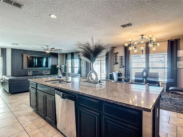 4711 GREYCLIFF PRAIRIE DRIVE, Kissimmee, FL 34758