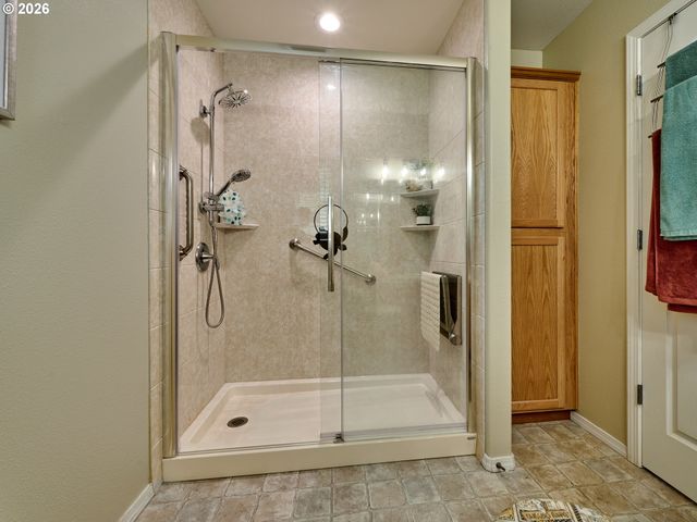 411 Ike Mooney Rd Ne, Silverton, OR 97381