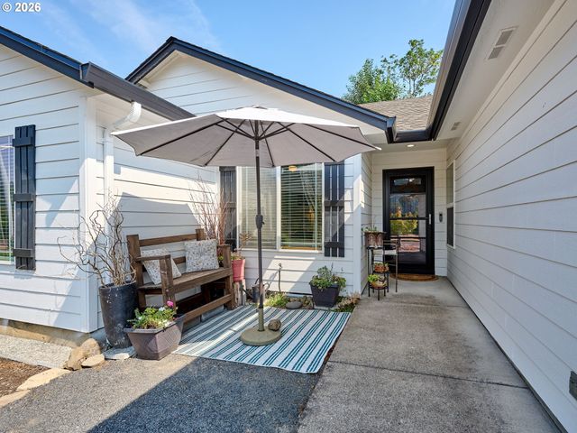 411 Ike Mooney Rd Ne, Silverton, OR 97381