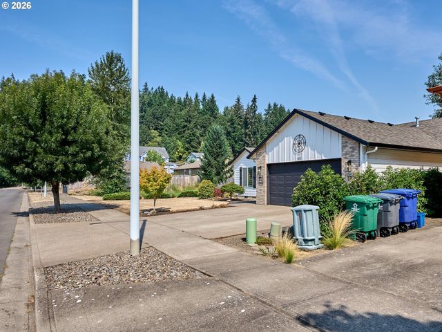 411 Ike Mooney Rd Ne, Silverton, OR 97381