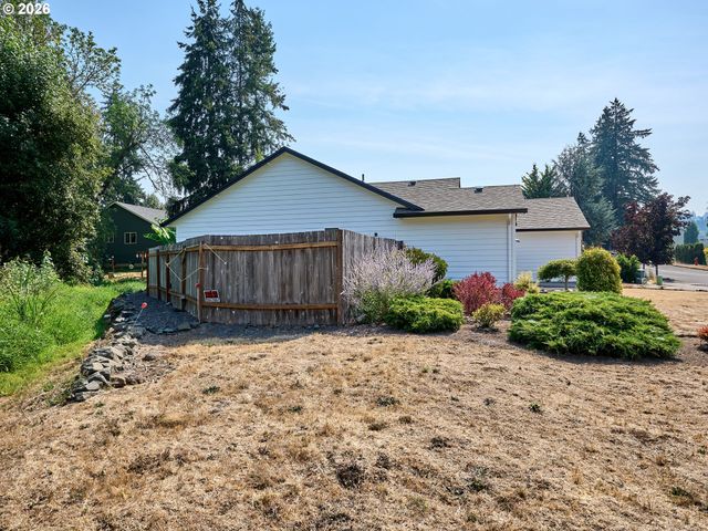 411 Ike Mooney Rd Ne, Silverton, OR 97381