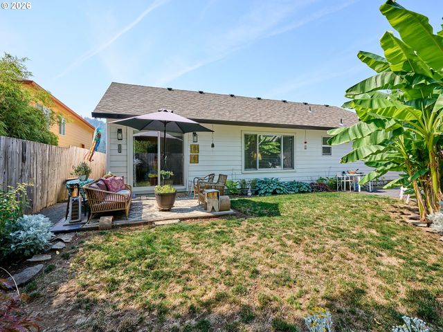 411 Ike Mooney Rd Ne, Silverton, OR 97381