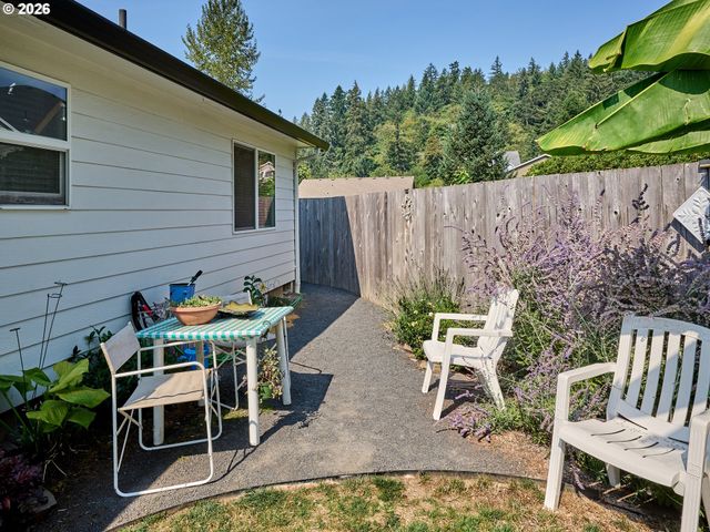 411 Ike Mooney Rd Ne, Silverton, OR 97381
