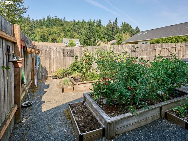 411 Ike Mooney Rd Ne, Silverton, OR 97381