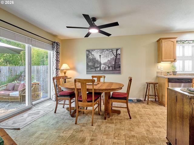 411 Ike Mooney Rd Ne, Silverton, OR 97381