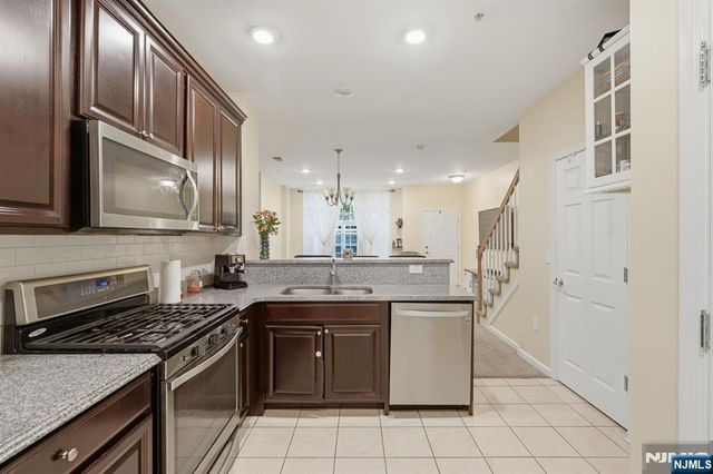 13 Dahlia Lane, Garfield, NJ 07026
