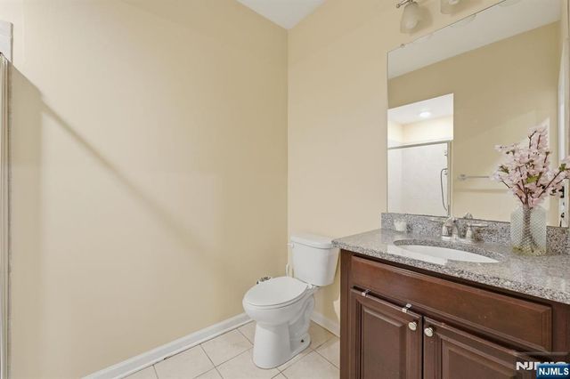 13 Dahlia Lane, Garfield, NJ 07026