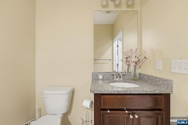 13 Dahlia Lane, Garfield, NJ 07026
