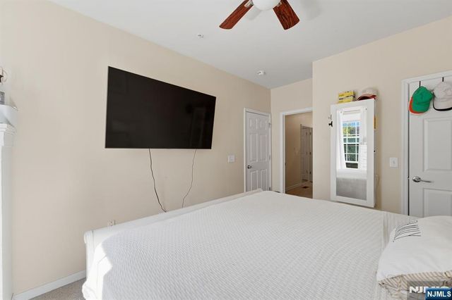 13 Dahlia Lane, Garfield, NJ 07026