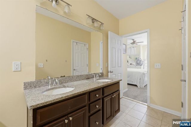 13 Dahlia Lane, Garfield, NJ 07026