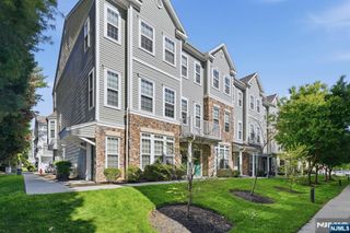 13 Dahlia Lane, Garfield, NJ 07026