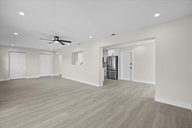 7290 Pinecone Terrace, Lake Worth, FL 33467