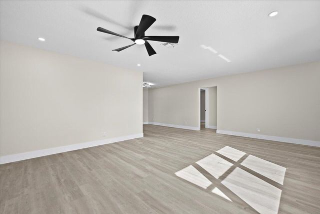 7290 Pinecone Terrace, Lake Worth, FL 33467