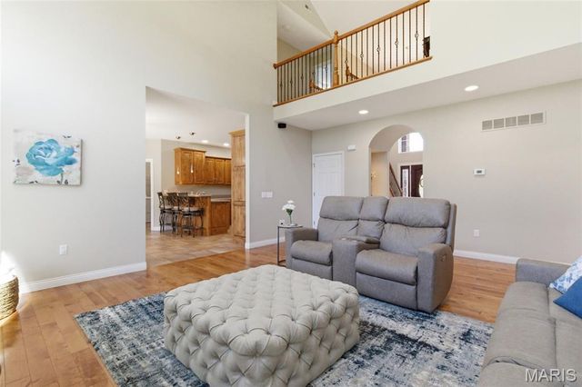 251 Lake Forest Drive, Troy, MO 63379