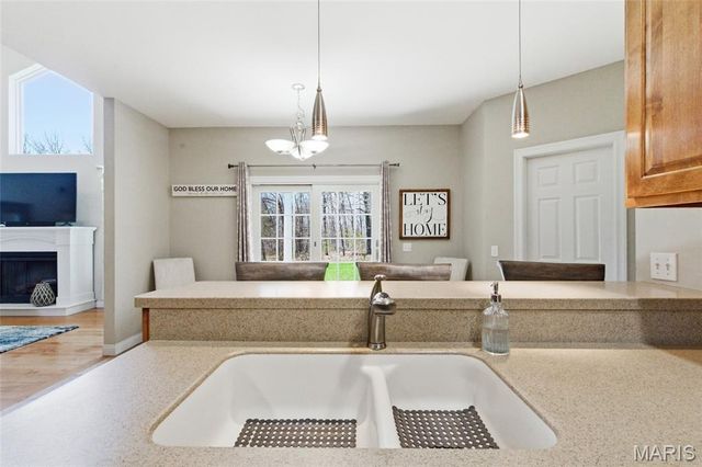 251 Lake Forest Drive, Troy, MO 63379