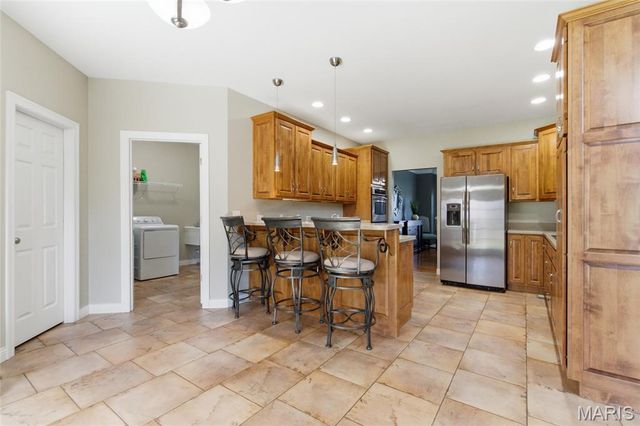 251 Lake Forest Drive, Troy, MO 63379
