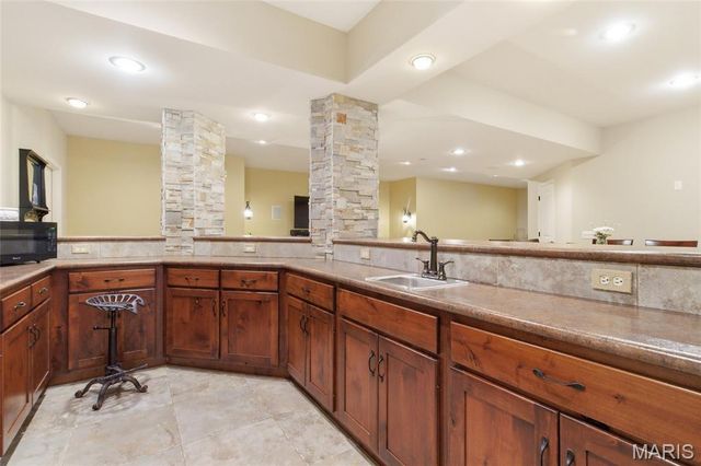 251 Lake Forest Drive, Troy, MO 63379