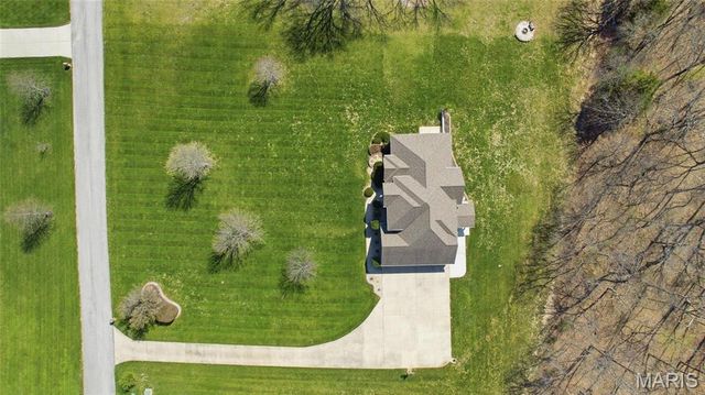 251 Lake Forest Drive, Troy, MO 63379