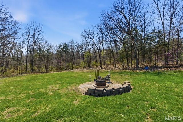 251 Lake Forest Drive, Troy, MO 63379