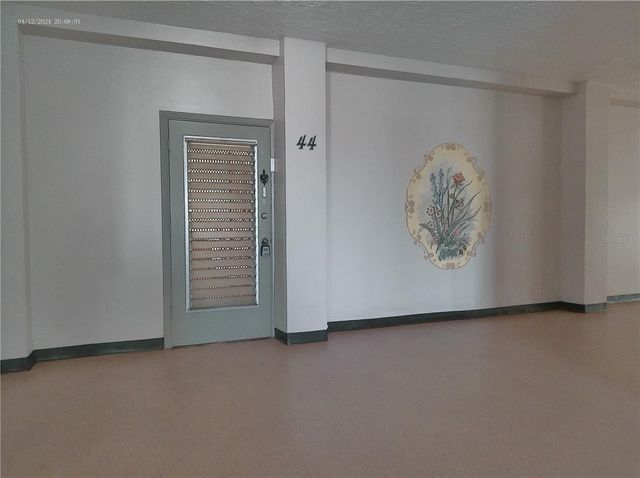 2462 BRAZILIA DRIVE 44, Clearwater, FL 33763