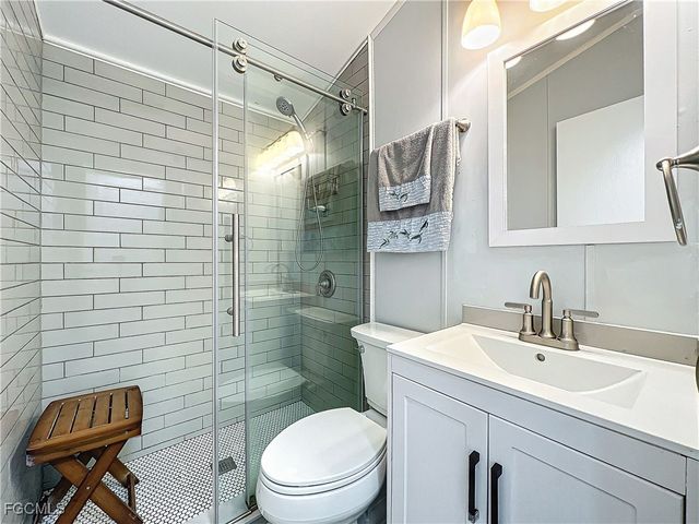 11561 Blue Warbler DR, Fort Myers, FL 33908