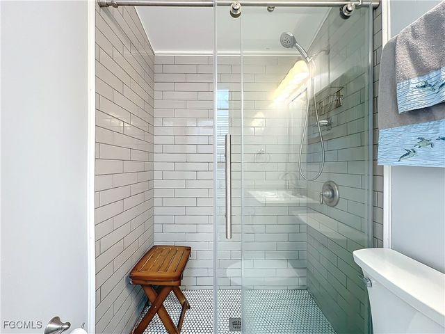 11561 Blue Warbler DR, Fort Myers, FL 33908