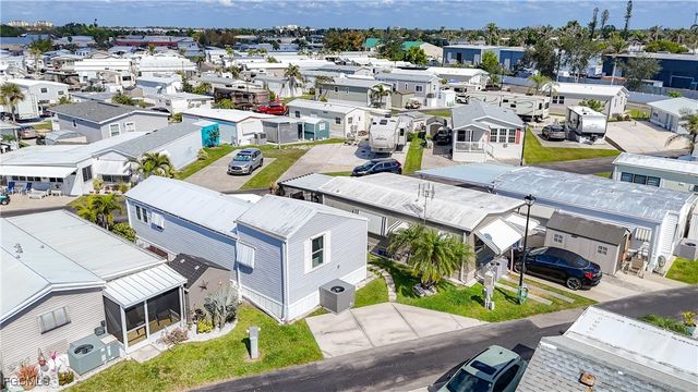 11561 Blue Warbler DR, Fort Myers, FL 33908