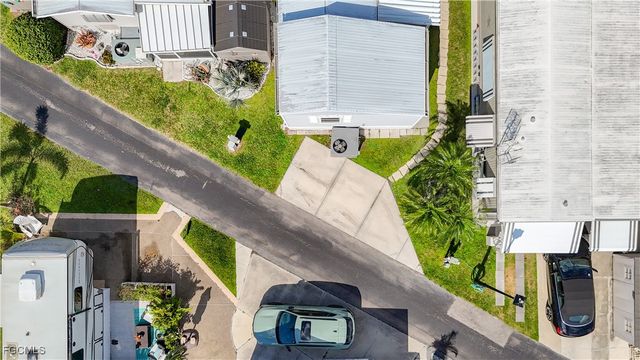 11561 Blue Warbler DR, Fort Myers, FL 33908