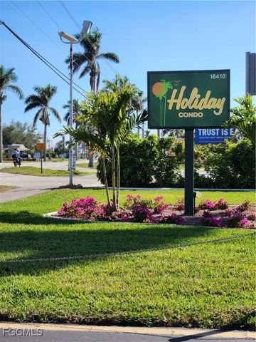 11561 Blue Warbler DR, Fort Myers, FL 33908