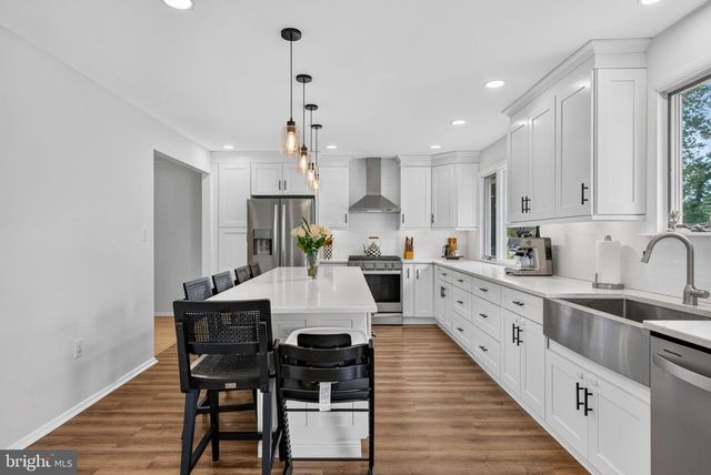 210 PROVINCETOWN RD, Cherry Hill, NJ 08034