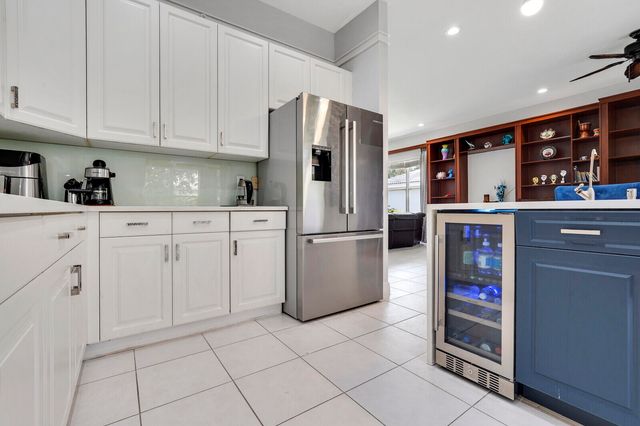 19084 Skyridge Circle, Boca Raton, FL 33498