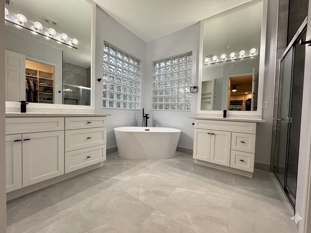 19084 Skyridge Circle, Boca Raton, FL 33498