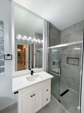 19084 Skyridge Circle, Boca Raton, FL 33498