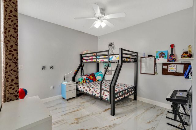19084 Skyridge Circle, Boca Raton, FL 33498