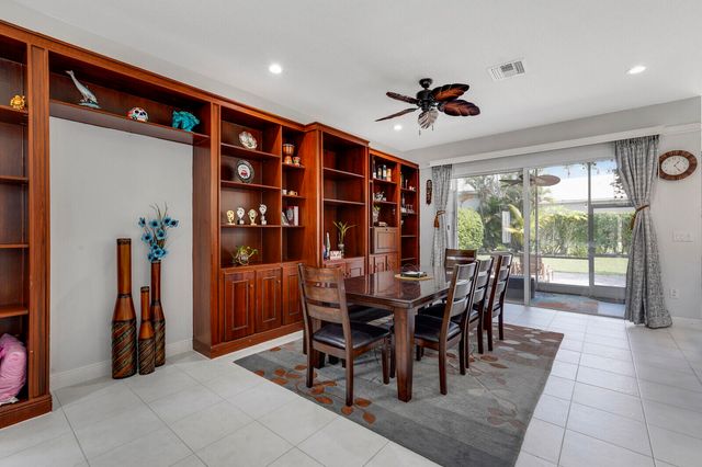 19084 Skyridge Circle, Boca Raton, FL 33498